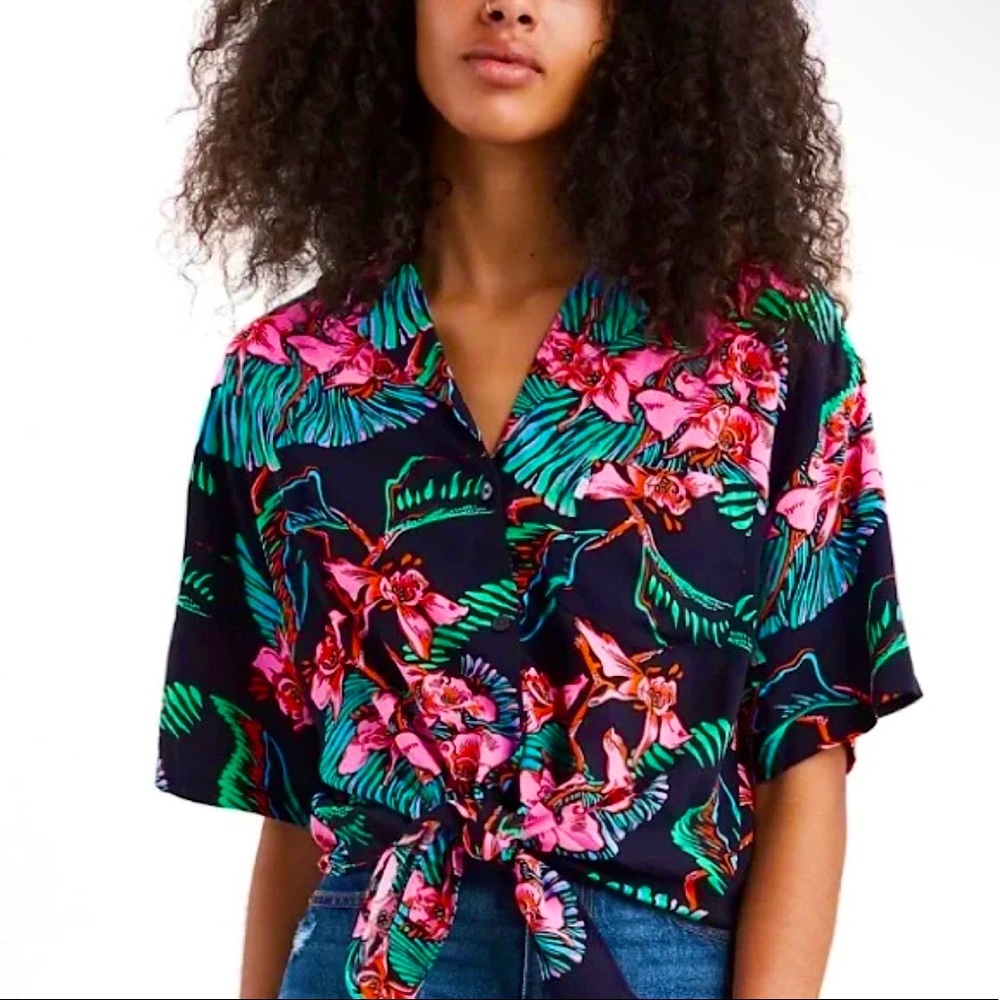 LEVIS | Collared Button Down Shirt | Bright Tropical Floral Summer Black | Sz M